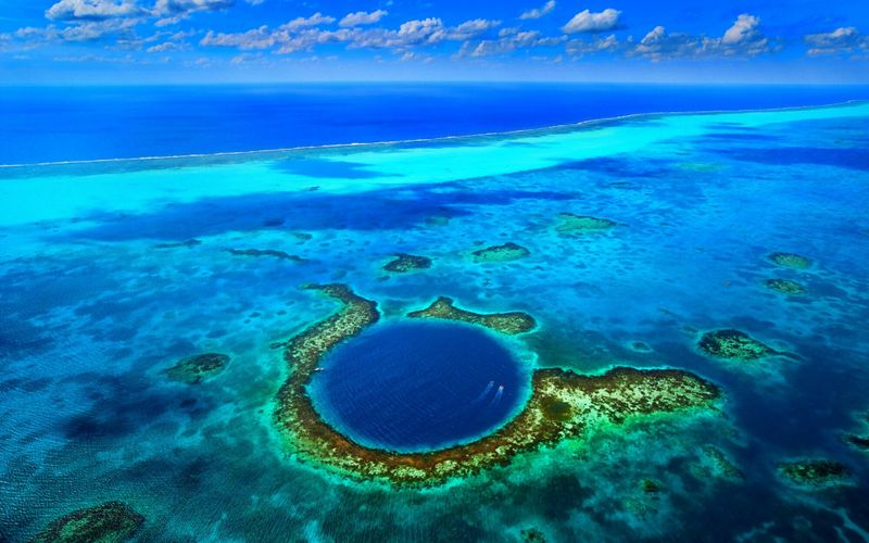Évasion à Belize, l'oeil bleu des Caraïbes