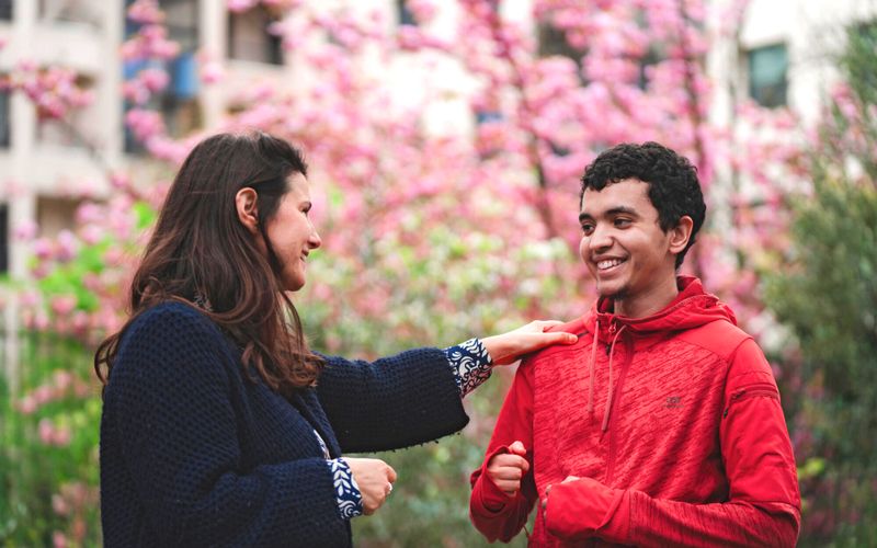 Devenir bénévole... et créer du lien social avec Entourage