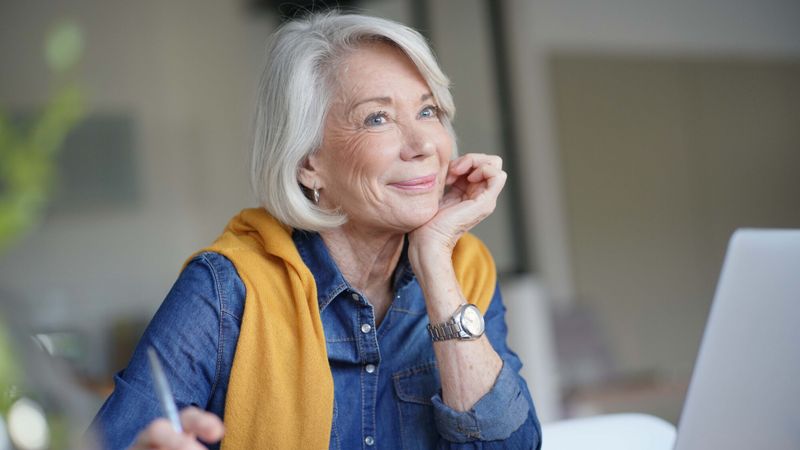 femme senior travail