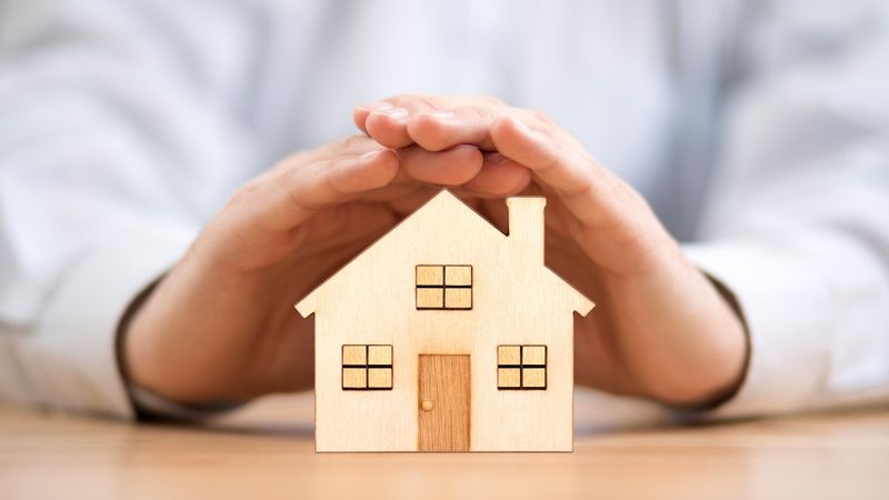 hausse assurance 2025