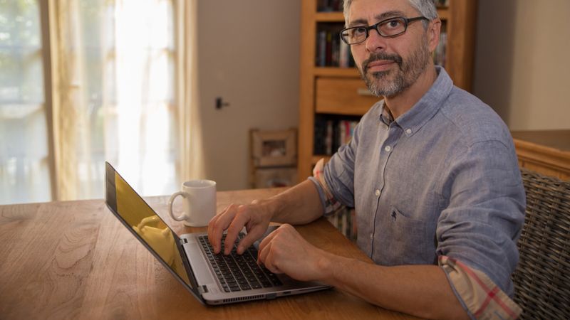 homme cinquantenaire