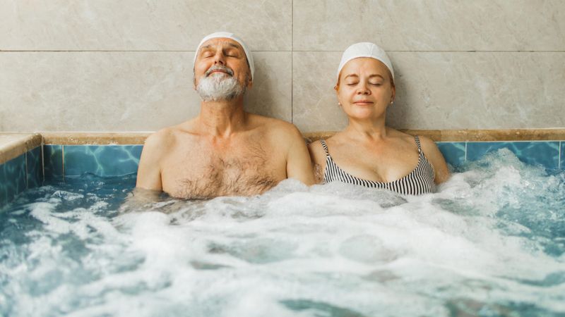 Illustration d'un couple en cure thermale