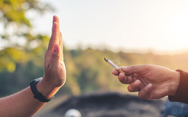 Le tabagisme poursuit sa baisse historique en France: 4 millions d'ex-fumeurs en 10 ans!