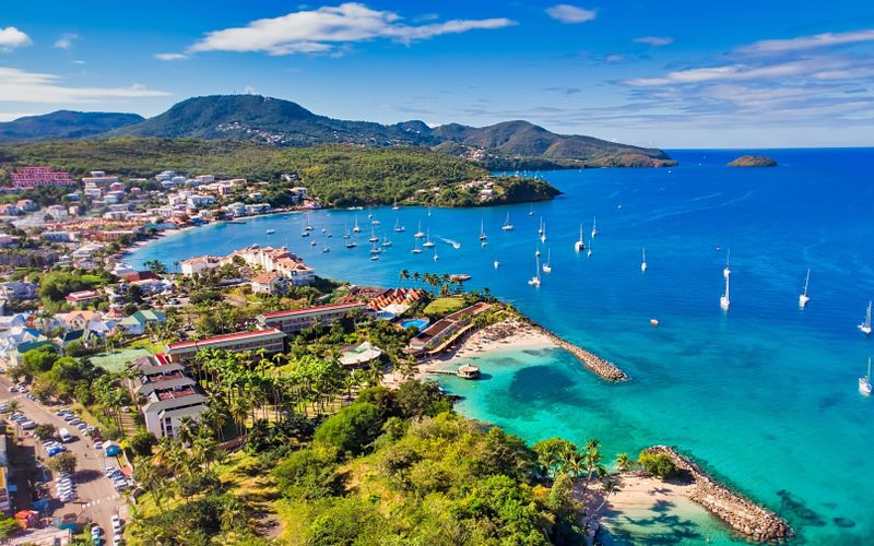 Martinique, un confetti vert dans l'Océan