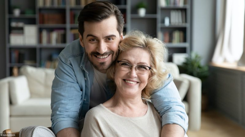 Relation mère-fils, les enjeux d’un lien si particulier