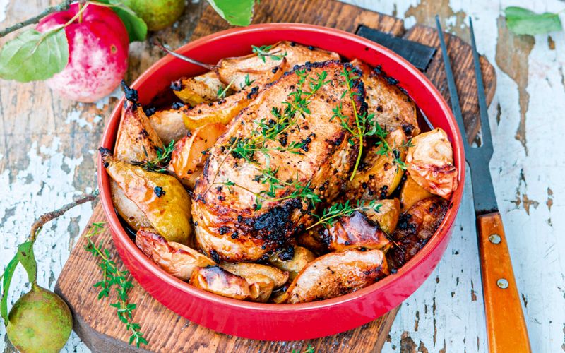 Rôti de porc aux poires et aux pommes